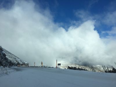 Hvornår kan man stå på ski i Australien?